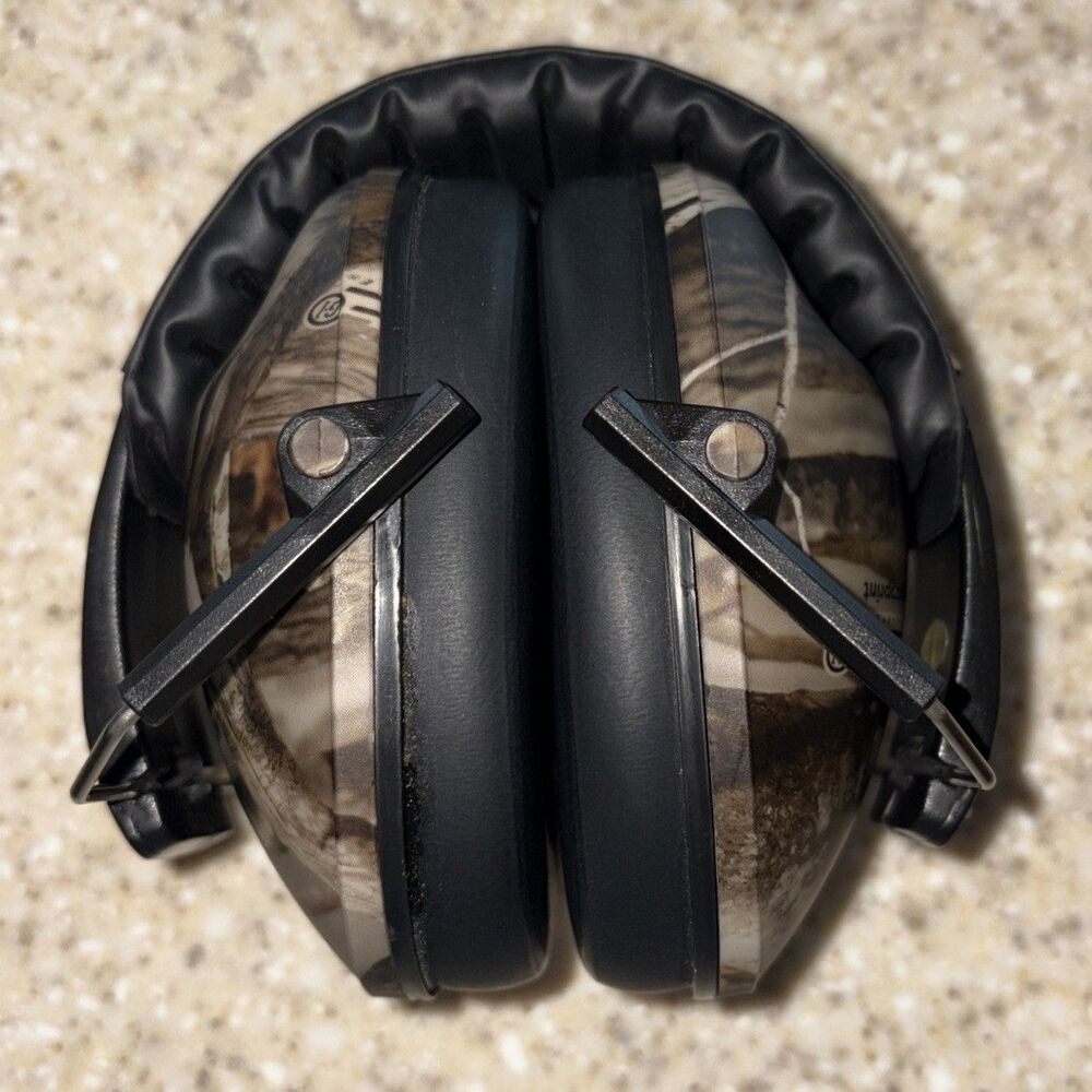 Walker’s Camo Hunting Shooting Ear Muffs Passive Hearing Protection Adjustable